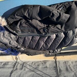 Makage woman’s down filled coat